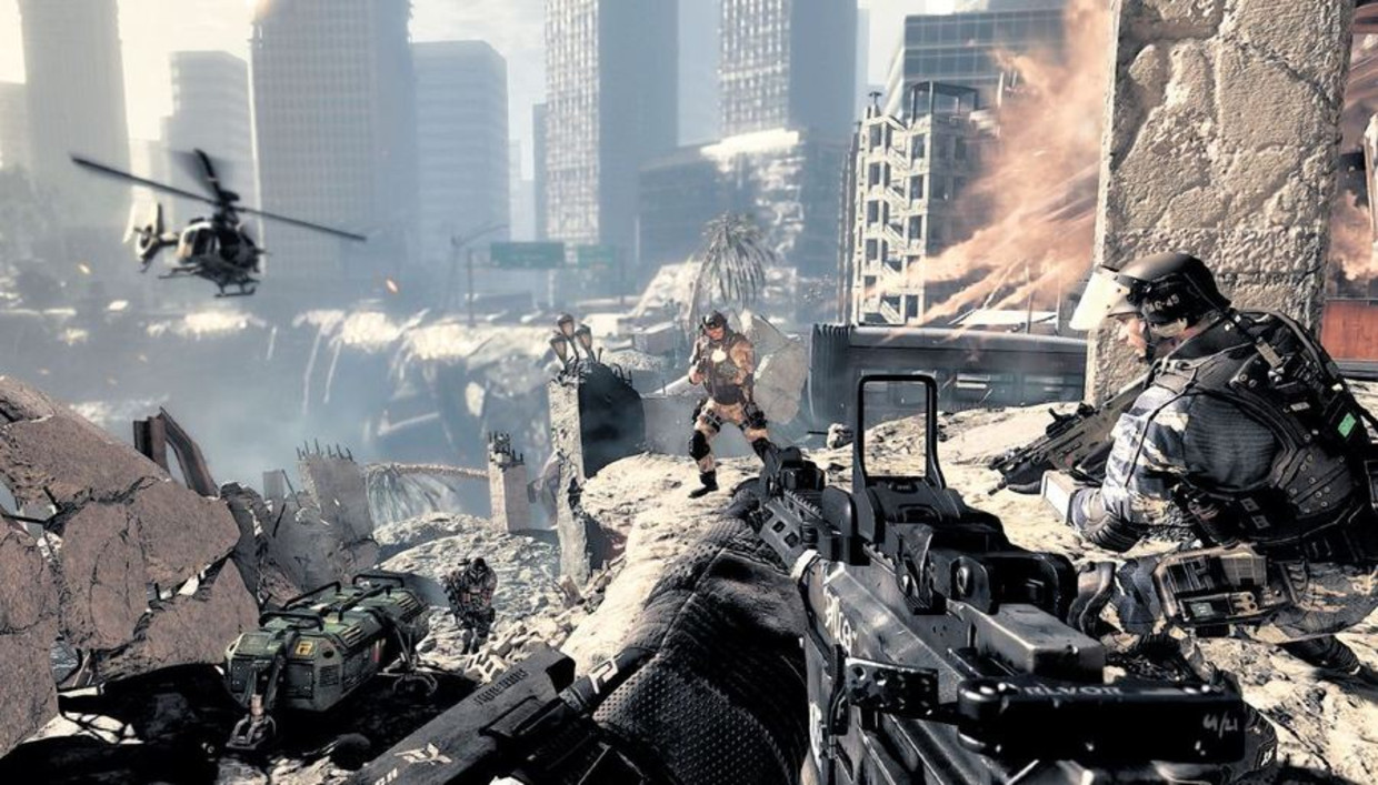 'Call of Duty' is een serie computerspellen waarin de speler in de huid kruipt van een soldaat. Beeld Colourbox