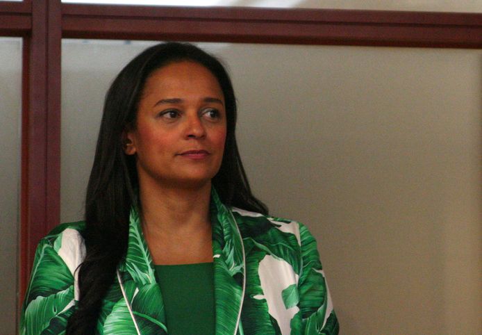 Isabel dos Santos net voor ze de leiding krijgt over Sonangol in 2016.