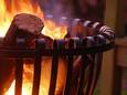 Vuurkorven zijn hip, maar niet ongevaarlijk.