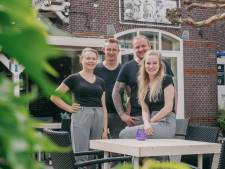 Twee jonge stellen dopen café Linq om tot Ons Thuis: ‘We hebben elkaar hier ontmoet’