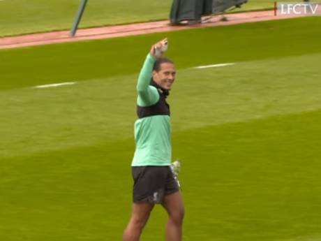 Virgil van Dijk étale toute sa technique à l’entraînement