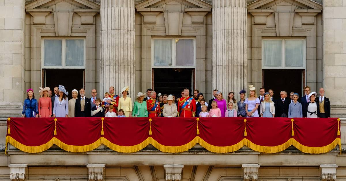 4 kinderen, 8 kleinkinderen, 12 achterkleinkinderen maak kennis met