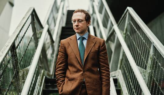 VS herbekijken samenwerking met UGent, universiteit ontkent samenzwering tegen geschorste Cofnas: ‘Te gek voor woorden’