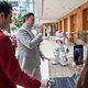 Mario van het Marriott heet u mechanisch welkom