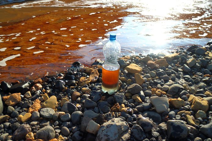 Meer dan 20.000 ton brandstof lekte in rivieren in het Russische noordpoolgebied, met gigantische milieuschade tot gevolg.