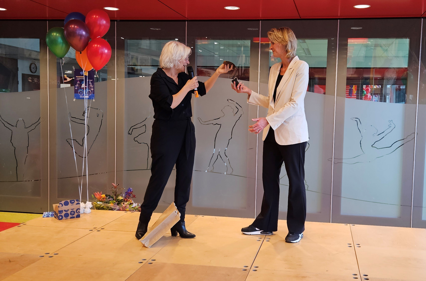 Nieuwe rector Elzendaalcollege-Metameer en oktoberfest van Fanfare ...