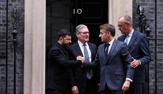 Zelensky: ‘Vredesvoorstel van Oekraïne en Europa morgen klaar om voor te leggen aan VS’