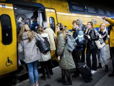Kabinet wil dat NS 1,5 miljoen spendeert om het reizigers naar de zin te maken