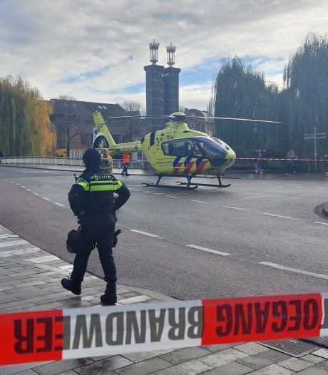 Traumahelikopter landt in Bossche binnenstad