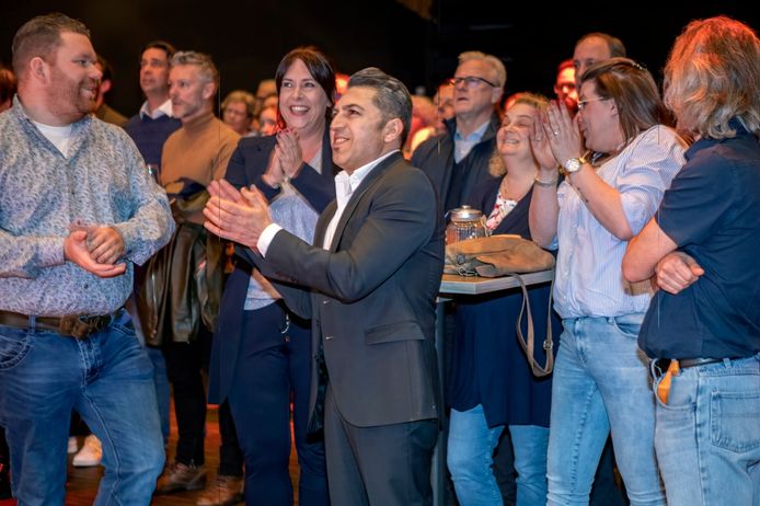 De eerste uitslagen beloofden al goed nieuws voor Gemeentebelangen in Loon op Zand.