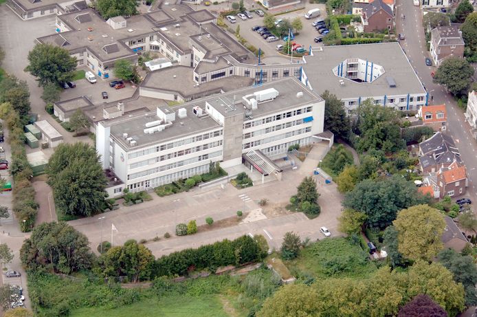 Het voormalige ziekenhuis in Sliedrecht.