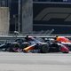 Hamilton wint Grote Prijs van Groot-Brittannië, Verstappen valt al vroeg uit