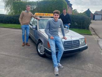 Drie studenten wagen zich aan Budapest Rally: “De auto was al gekocht voordat de ouders op de hoogte waren”