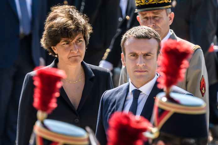De oprichting van het EI2 werd voor het eerst geopperd door Frans president Emmanuel Macron, hier te zien op een militaire parade nabij Parijs, als een eerste stap in de richting van een Europese defensiemacht.