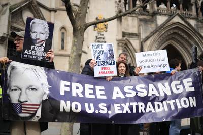 Biden overweegt WikiLeaks-oprichter Assange naar Australië terug te laten keren
