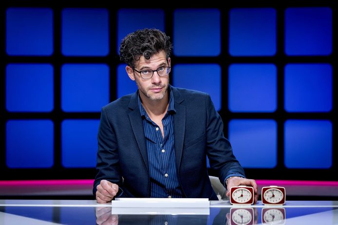 Quizmaster Erik Dijkstra Hier Is Wel Ruimte Voor Meneer De Boer Uit Appelscha Show Ad Nl