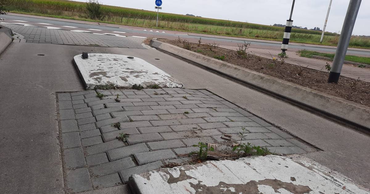 ‘Brokkenbussluis’ Babberich verdwijnt pas in 2023: ‘Je kunt daar nog steeds een lelijke smak maken’