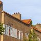Ronde vormen, puntige daken: architecten van de Amsterdamse School haalden veel inspiratie uit Nederlands-Indië