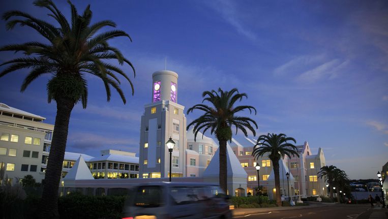 Een van de belastingparadijzen uit de Paradise Papers: Bermuda, Woodburne Avenue in Hamilton. Beeld afp