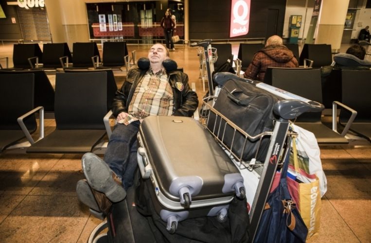 Bruno: 'Eerlijk? Als je dakloos bent, bestaat er geen betere plek dan de luchthaven'  Beeld 