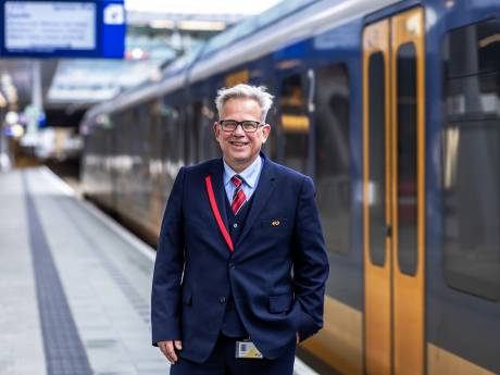 Jacques (60) had een dikke baan bij de Rabobank, nu gaat hij aan de slag als hoofdconducteur
