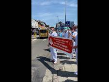 “Infimières! En colère!”: au Grand Hôpital de Charleroi, on manifeste sur le temps de midi
