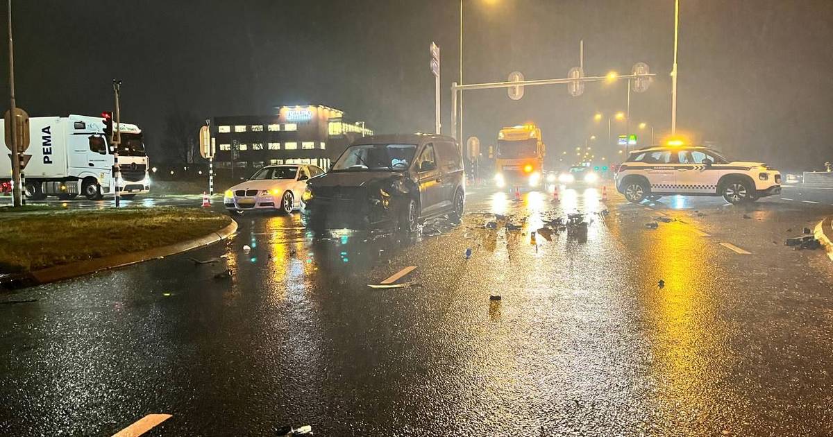 Ravage na ongeluk met meerdere autos in Hardenberg.