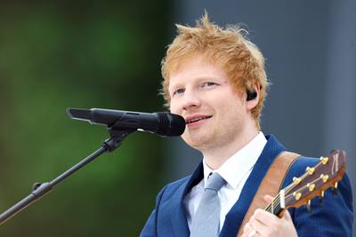 “Ed Sheeran kocht hier een gitaar en versterker”: muziekwinkel doet gouden zaken dankzij bezoek wereldster