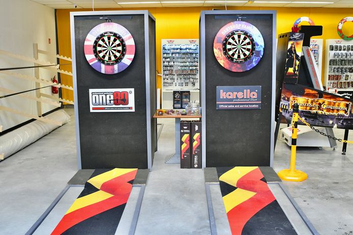 Afvoer heerlijkheid bijstand Dartshop in gewezen schoenenwinkel Brantano de grootste in Europa: “Darts  is een zeer toegankelijke sport en voor iedereen” | Menen | hln.be