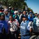 Honger, niet corona, is het grootste probleem in Diepsloot, Zuid-Afrika