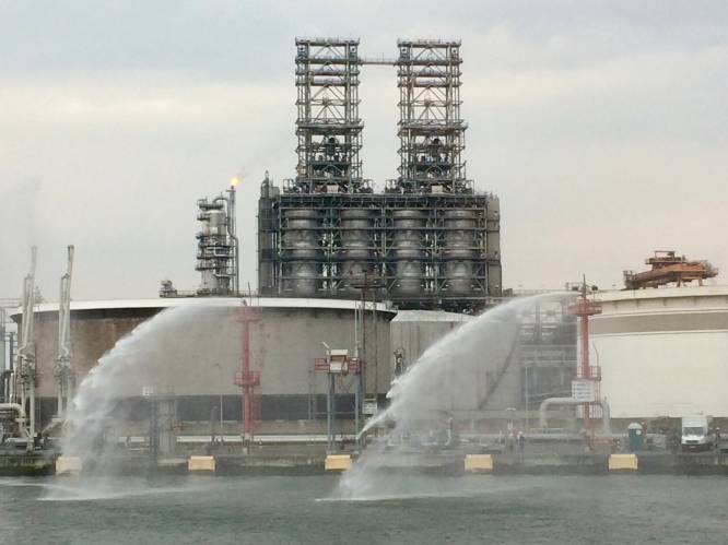 Haven heeft nu z’n eigen ‘Boerentoren’: nieuwe kraker ExxonMobil produceert schonere brandstof én levert 70 jobs op