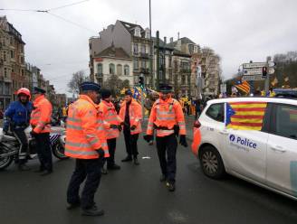 Europarlementslid Spaanse regeringspartij noemt Jambon "neofascist" na Catalaanse manifestatie Brussel