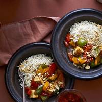 Pikante Chinese roerbak met paprika en tofu
