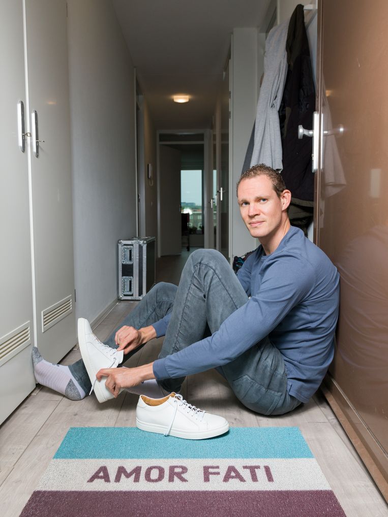  Filosoof en cabaretier Tim Fransen  Beeld Ivo van der Bent