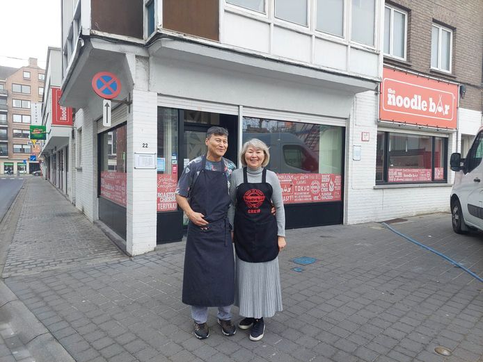 Sayt en Salima Kasimov van The Noodle Bar spreken over onzekere tijden maar hopen bovenal dat ze hun zaak kunnen verderzetten op de hoek van de Patersstraat en de Botermarkt.