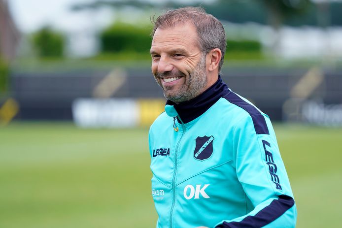 Steijn na eerste wedstrijd als trainer van NAC: 'Ik zag een frisse ploeg, met beleving en plezier' | NAC | bndestem.nl