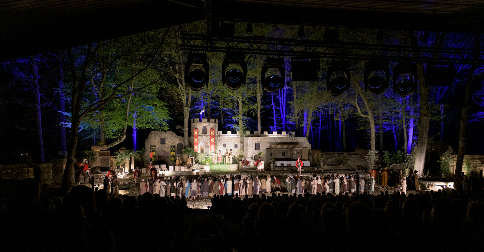 TT-2019-010294
HERTME - De Strijd - de passiespelen in Hertme.
the passion het lijdensverhaal van jezus 
EDITIE: REGIO
FOTO: Emiel Muijderman EVM20190420