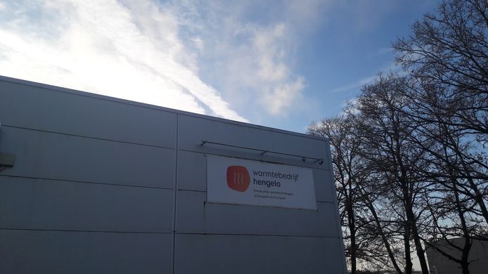 Warmtebedrijf Hengelo, een samenwerking van Ennatuurlijk en de gemeente, heeft de tarieven voor warmtenet verhoogt. Maar minder dan zou mogen.