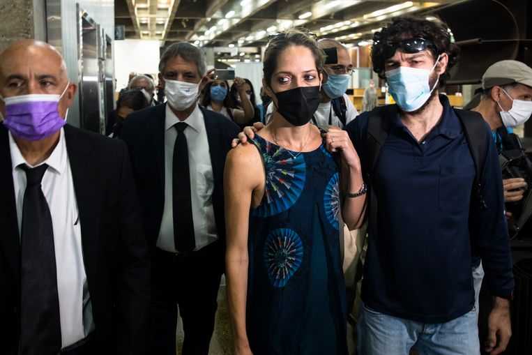 L’unico ragazzo sopravvissuto all’incidente della funivia deve tornare dalla zia in Italia dal tribunale