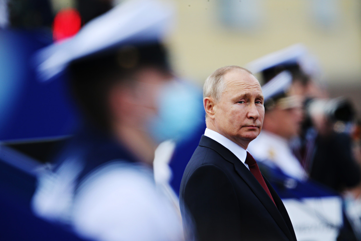 Vladimir Poetin heeft de Russische economie al jaren voorbereid op een confrontatie. Nadat Rusland de Krim annexeerde en het Westen sancties instelde, heeft Poetin de reserves laten uitbouwen tot 620 miljard dollar. Beeld Getty Images