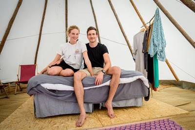 For-rest Glamp in Rekken valt in de smaak bij wereldreizigers en festivalgangers