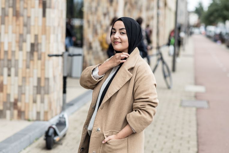 Studente lerarenopleiding Büsra Anil Beeld Tine Schoemaker