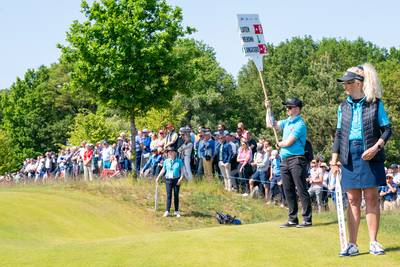 Zelfs met de beste plaatsen op de KLM Open gaan zaken voor: ‘Ik houd helemaal niet zo van golf’