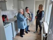 Buurt neemt kijkje in huis voor jongeren die hulp nodig hebben in Oldenzaal: ‘In eerste instantie schrokken we wel’ 
