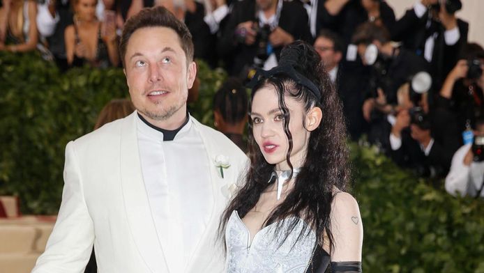 Elon Musk En Couple Avec La Chanteuse Grimes Musique 7sur7 Be