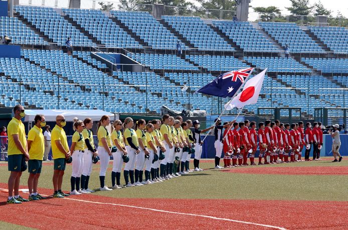 L'ours a failli perturber la rencontre du Japon face à l'Australie.