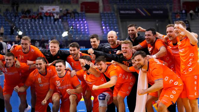 Oranje handballers boeken historische eerste zege op WK, Argentinië krijgt geen poot aan de grond 
