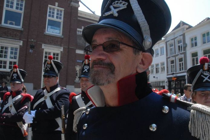 Kapitein en voorzitter Ad Valenteijn met zijn schutters