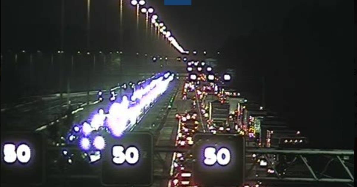 Drukte op de A58 door ongeval bij Moergestel, 90 minuten vertraging.