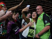 Kan Van Gerwen in Berlijn eindelijk weer een vinkje zetten? ‘Clayton en Cullen zijn frisser’